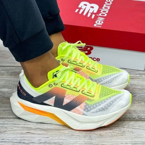 NEW BALANCE ELITE V3 FUELCELL COLORES