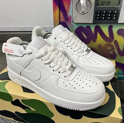 NIKE AF1 CLÁSICOS BLANCOS