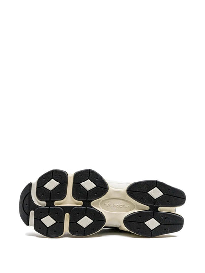 NEW BALANCE 9060 NEGRO BLANCO