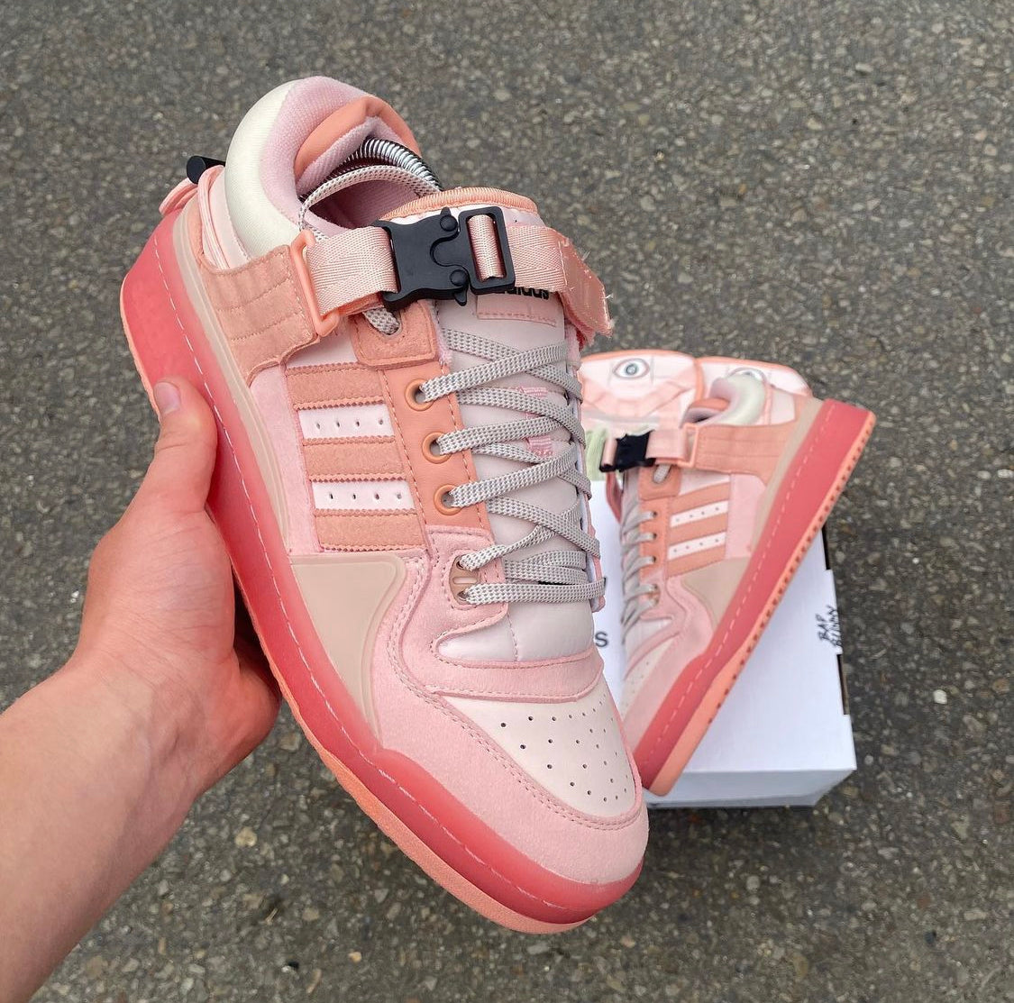 ADIDAS FORUM BAD BUNNY ROSA