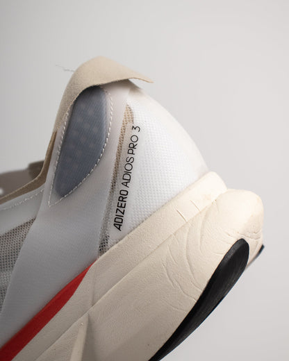 ADIZERO ADIOS PRO 3 BEIGE L NEGRA