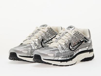 NIKE P6000 PLATEADA