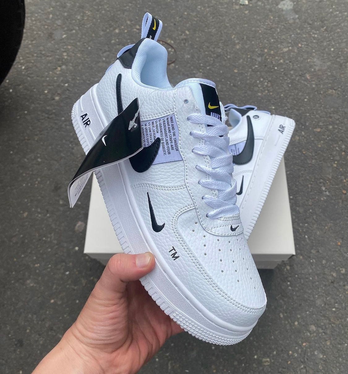 NIKE AF1 OFF WHITE