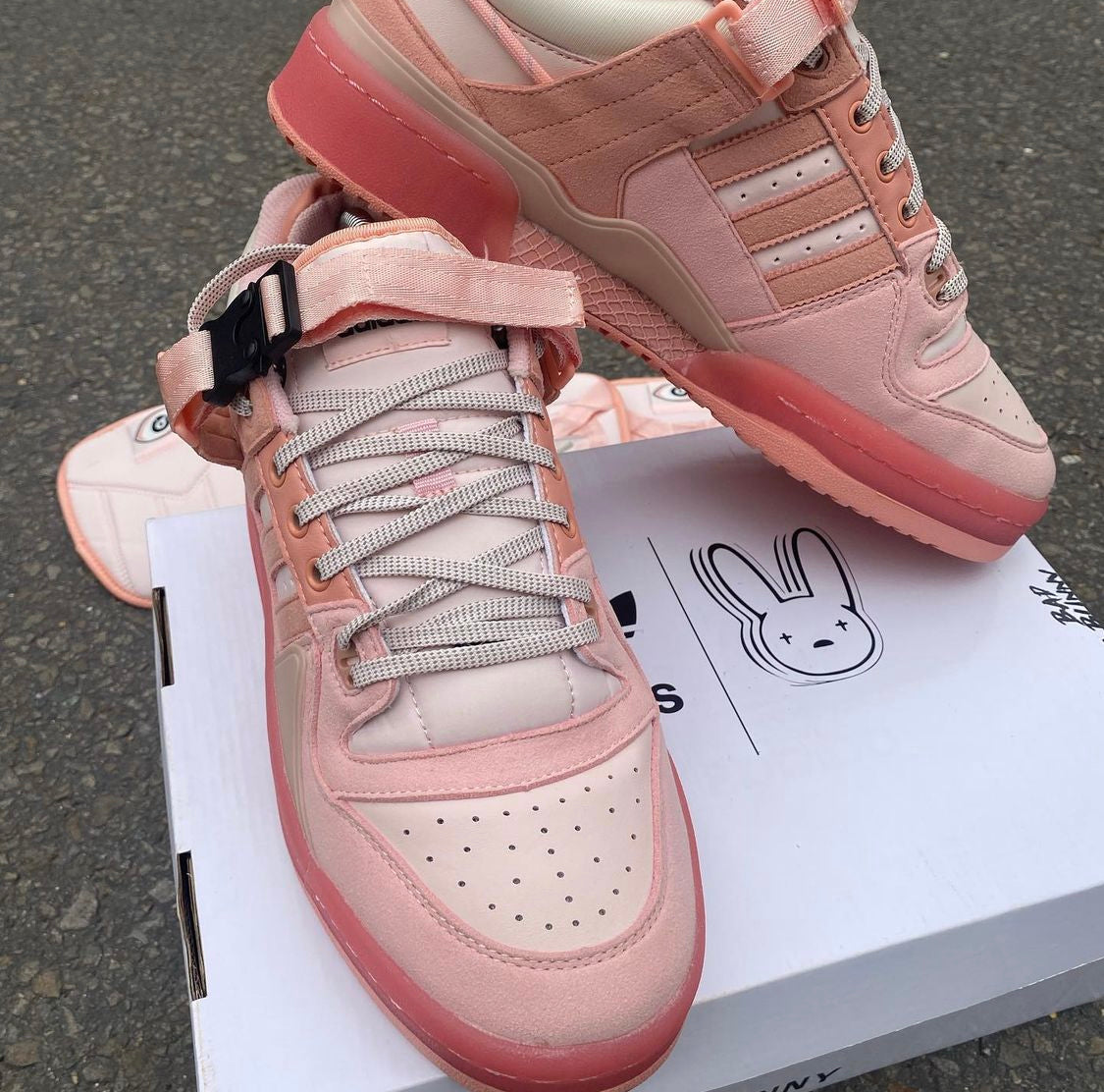 Tenis Adidas Forum Bad Bunny Rosas Precio ADIDAS FORUM BAD BUNNY