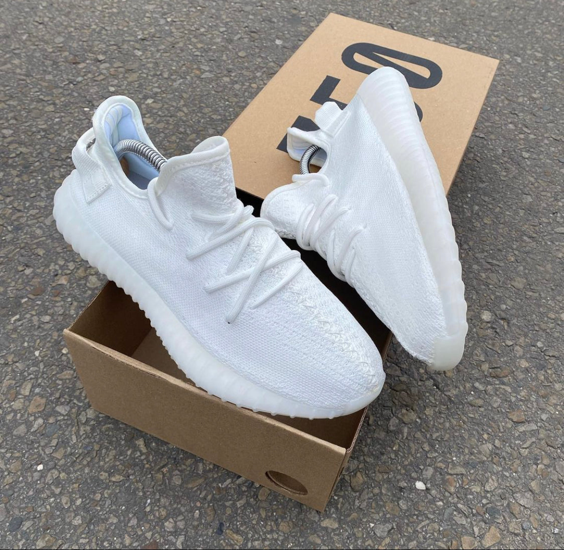 ADIDAS YEEZY 350 BLANCO