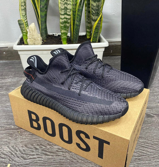 ADIDAS YEEZY 350 NEGRO