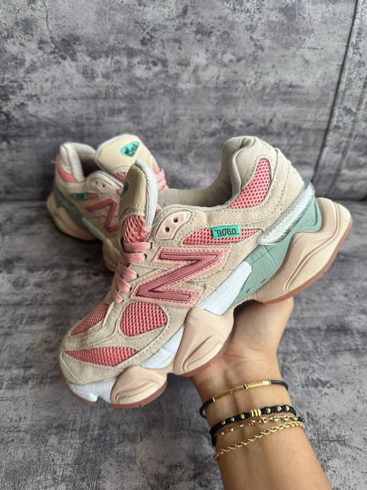 NEW BALANCE 9060 PALO DE ROSA