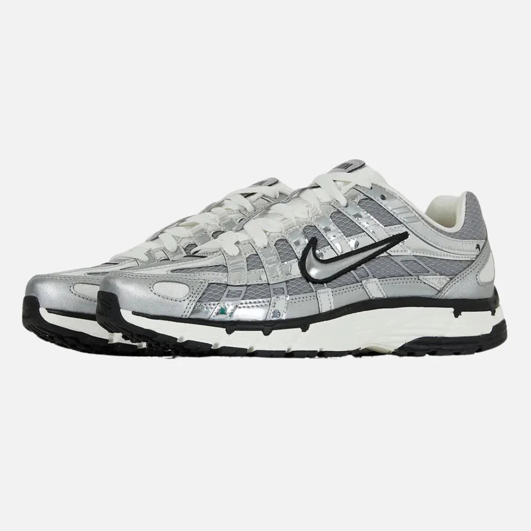 NIKE VOMERO P6000 METALLIC SILVER